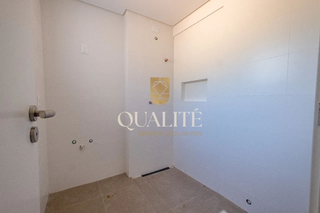 Furnished 3-bedroom apartment with 123 m² and parking — photo 12