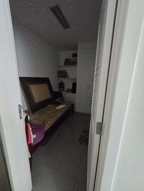 Furnished 200 m² apartment with 4 bedrooms and 3 parking — photo 3