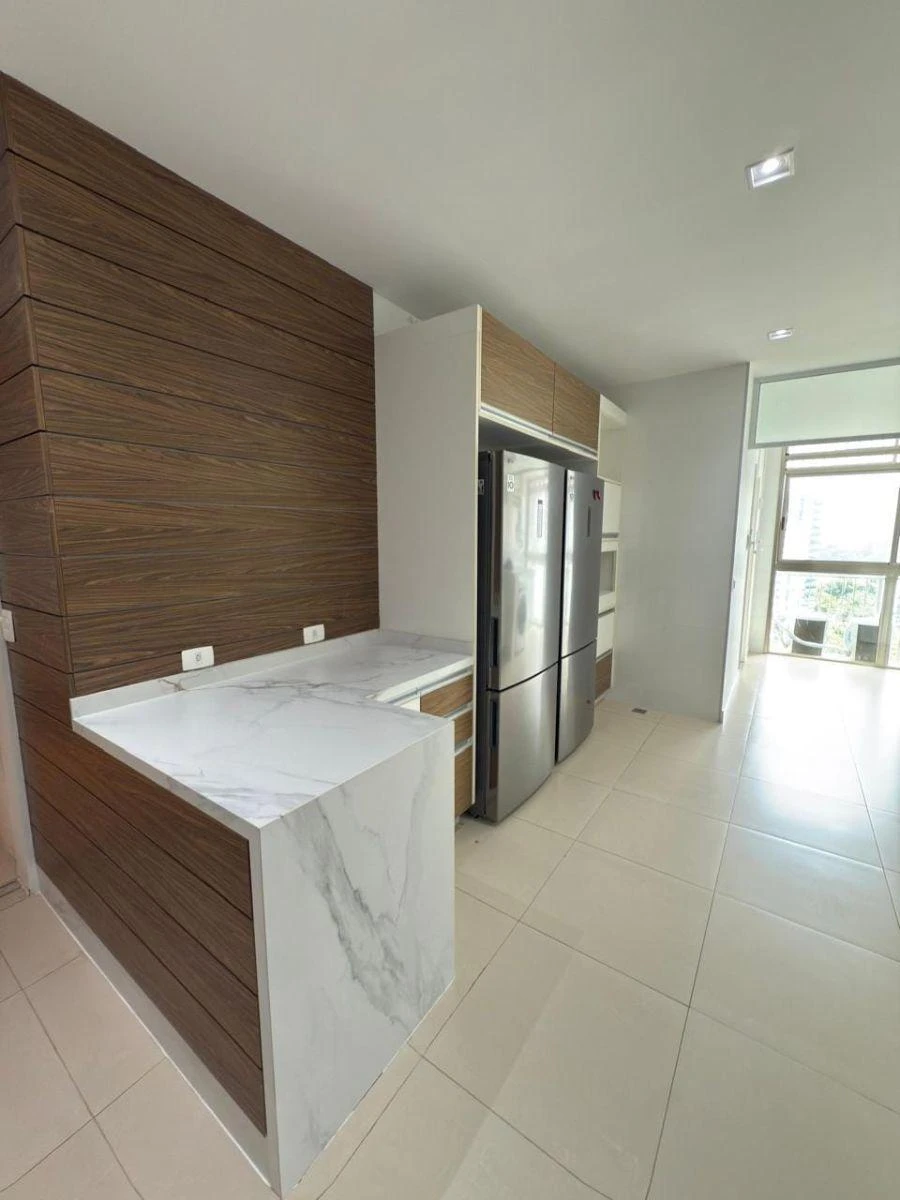 294 m² apartment with 4 suites and an open-plan kitchen — photo 20