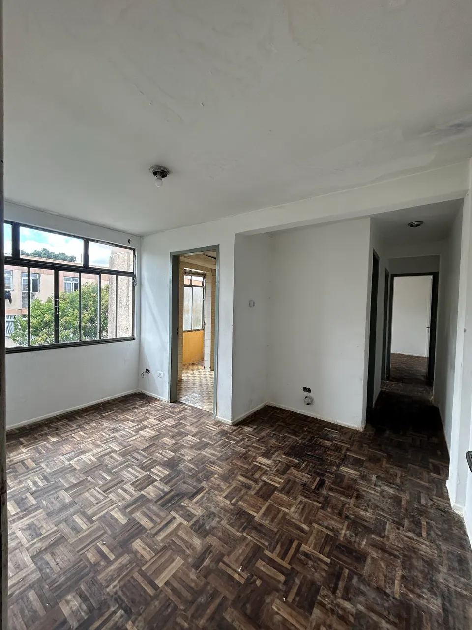 2-bedroom apartment with wood floors and no parking