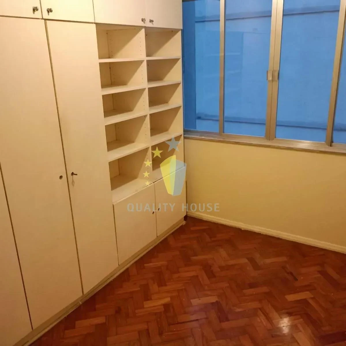 Apartment, 75 m², with wood or laminate floors — photo 4