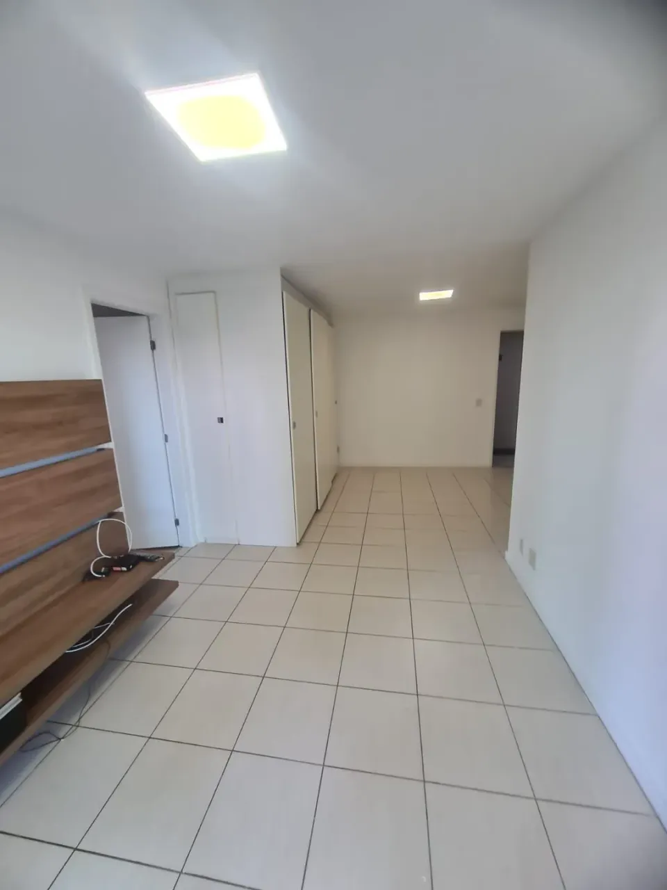 Furnished apartment with 2 bedrooms and parking spot — photo 13