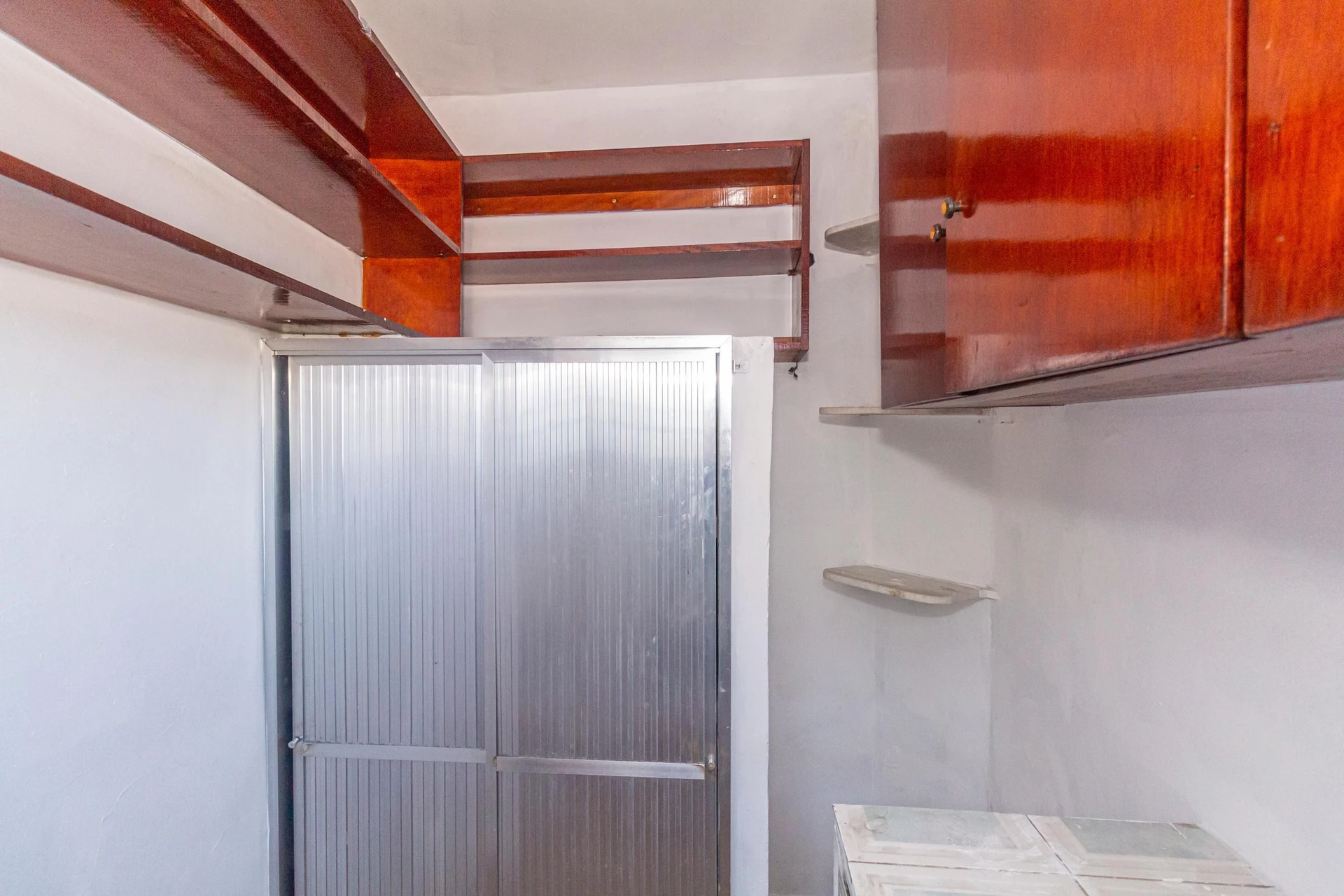 Невмебльована квартира з 2 спальнями та кухнею на газі — photo 34