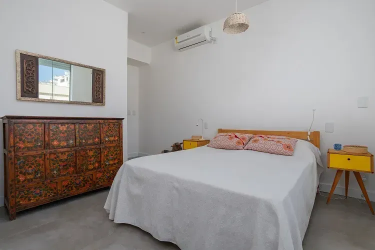 Furnished apartment with 3 bedrooms and an open-plan kitchen — photo 13