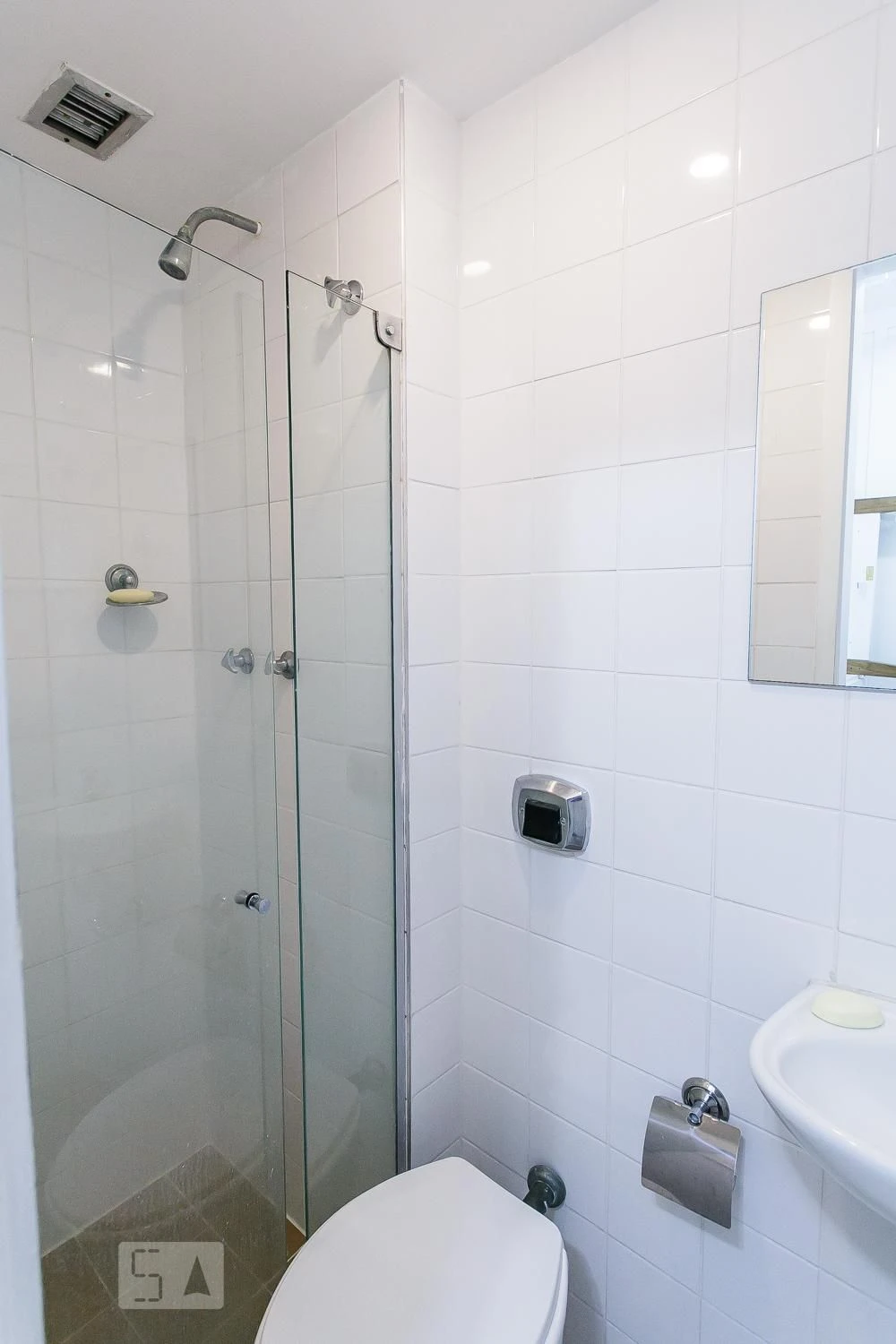 2-bedroom apartment with a water view in Rio de Janeiro — photo 47