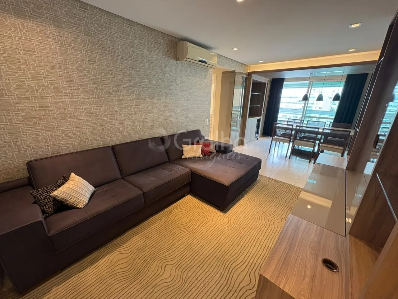 94 m² apartment with a walk-in closet and a dishwasher