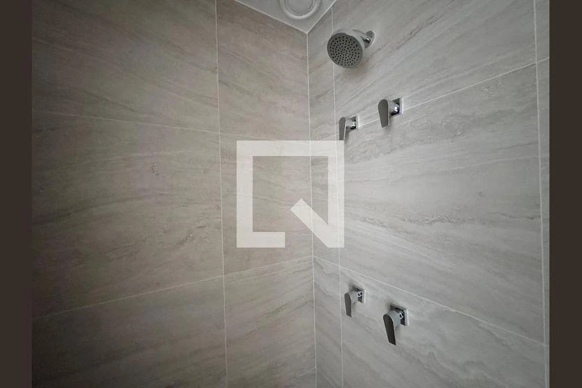 Apartment with 4 en-suite bedrooms and floor-to-ceiling windows — photo 42