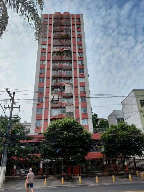 Furnished 90 m² apartment with a suite and balcony — photo 3