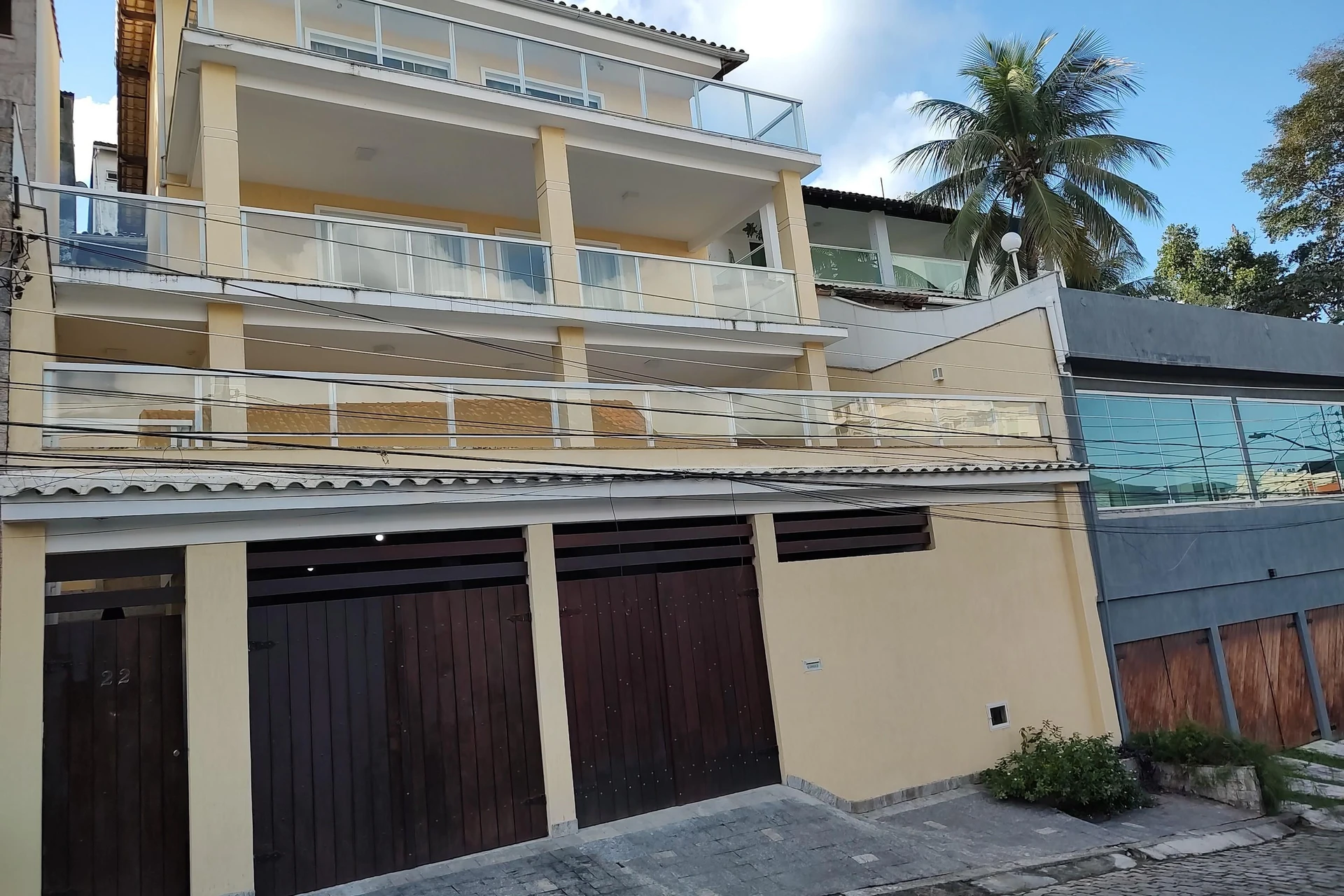 Vista a la montaña y 5 dormitorios: casa de 900 m² — photo 29