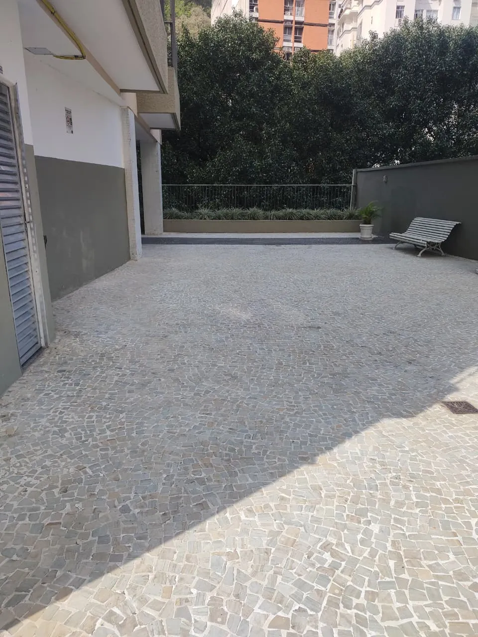 Rental apartment with 96 m², 2 bedrooms and 2 bathrooms — photo 3