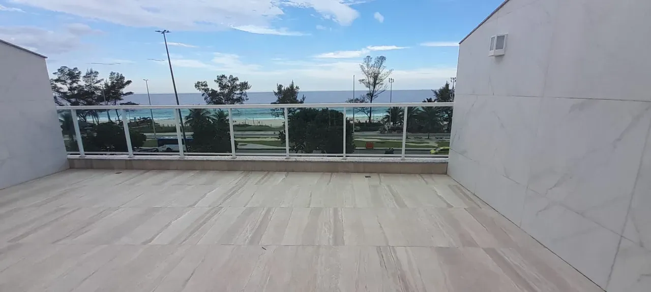 Apartamento com vista para a água, Recreio dos Bandeirantes