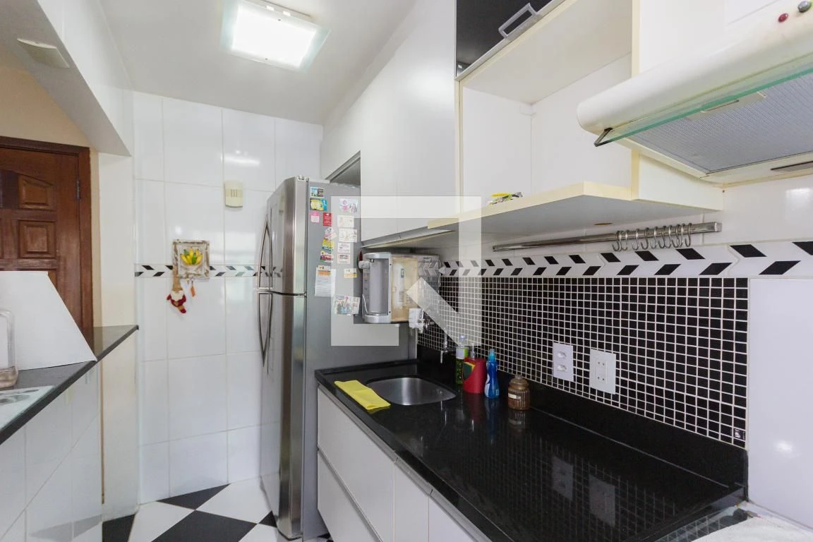 2-bedroom apartment with parking and balcony — photo 43