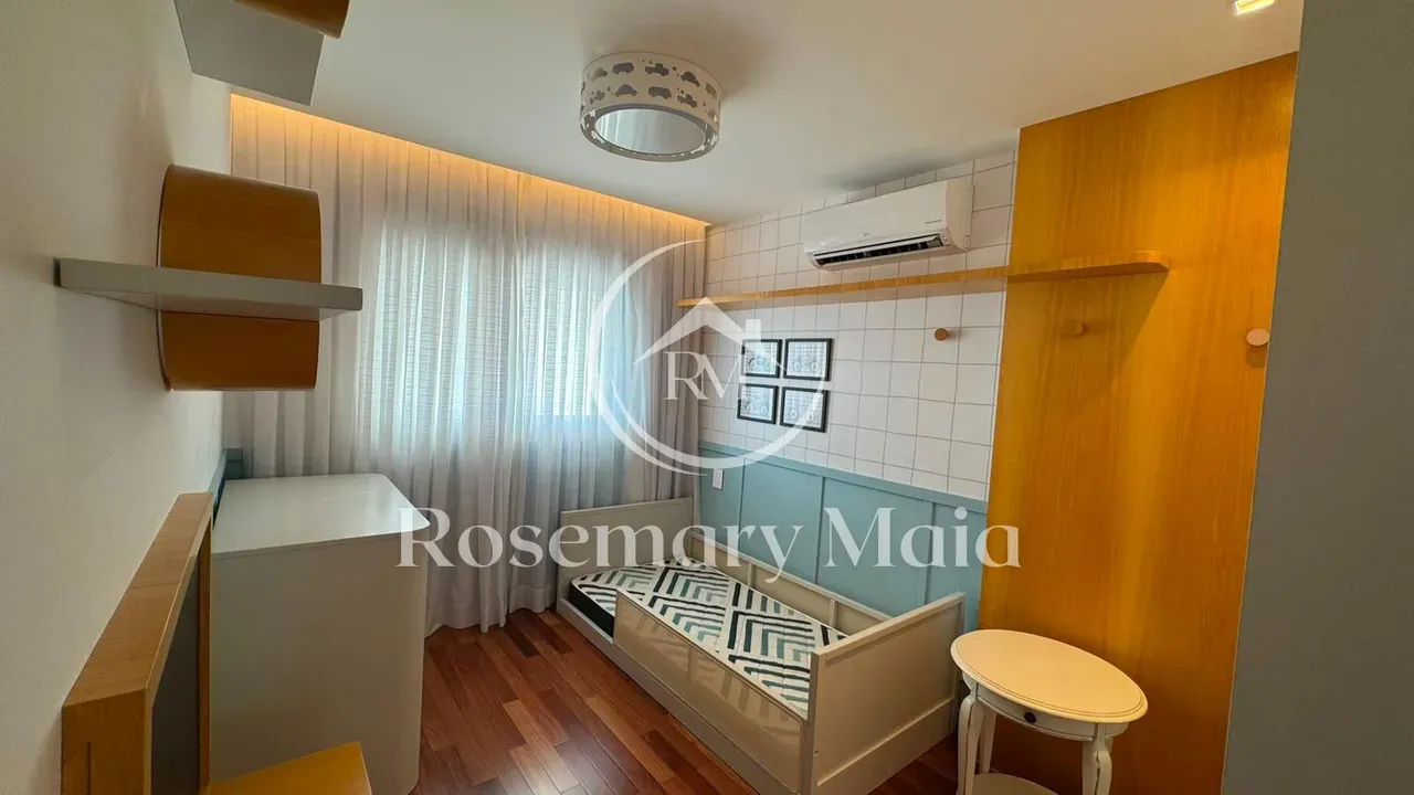 179 m² apartment with 3 bedrooms and 3 parking spaces — photo 34