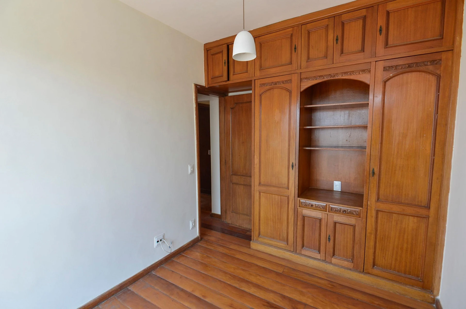Unfurnished apartment with 3 bedrooms and 2 parking spots — photo 22