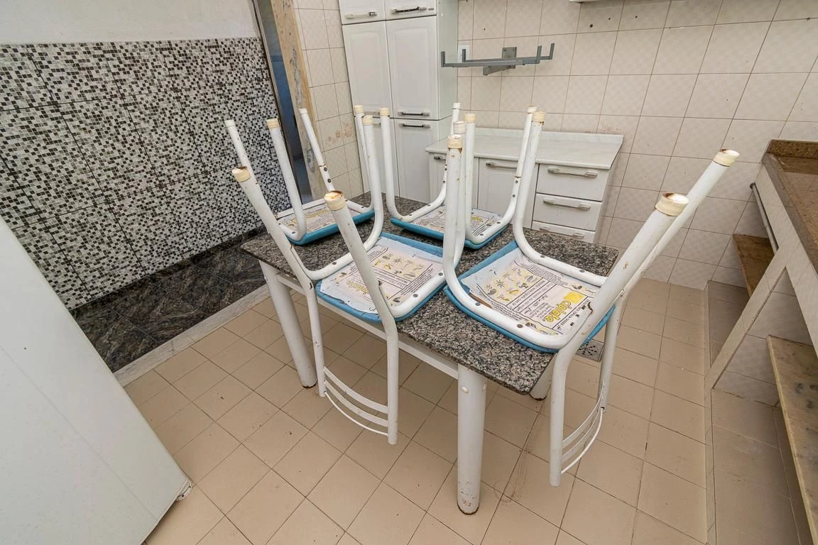 Меблированный дом с 3 спальнями и 1 ванной — photo 58