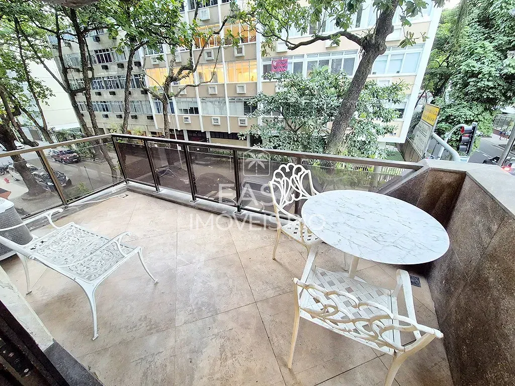 Apartamento com 2 quartos e 3 banheiros — photo 22