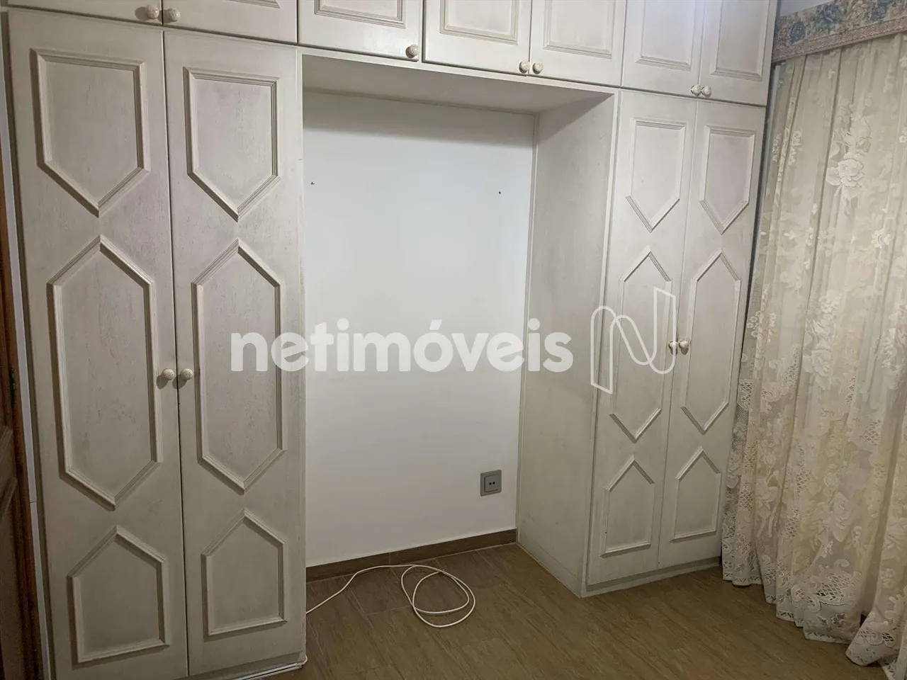 4-bedroom apartment with balcony and 2 parking spots — photo 9