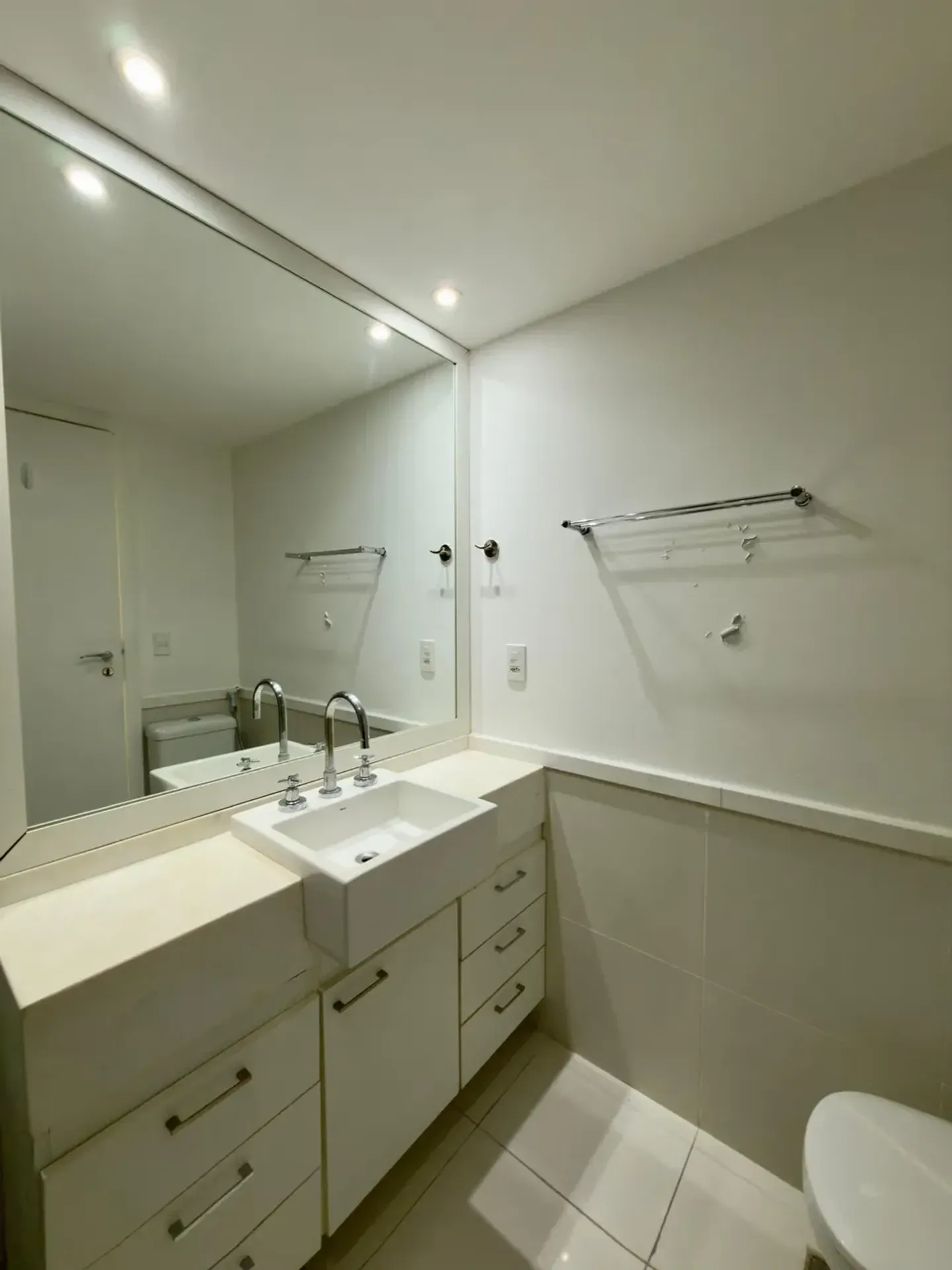 Apartamento mobiliado com 2 quartos e 2 banheiros — photo 21