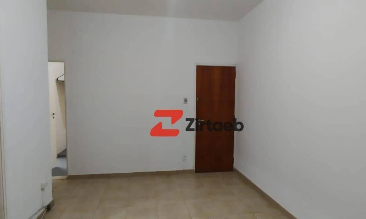 Apartamento de 68 m² con 2 dormitorios y 1 plaza — photo 4