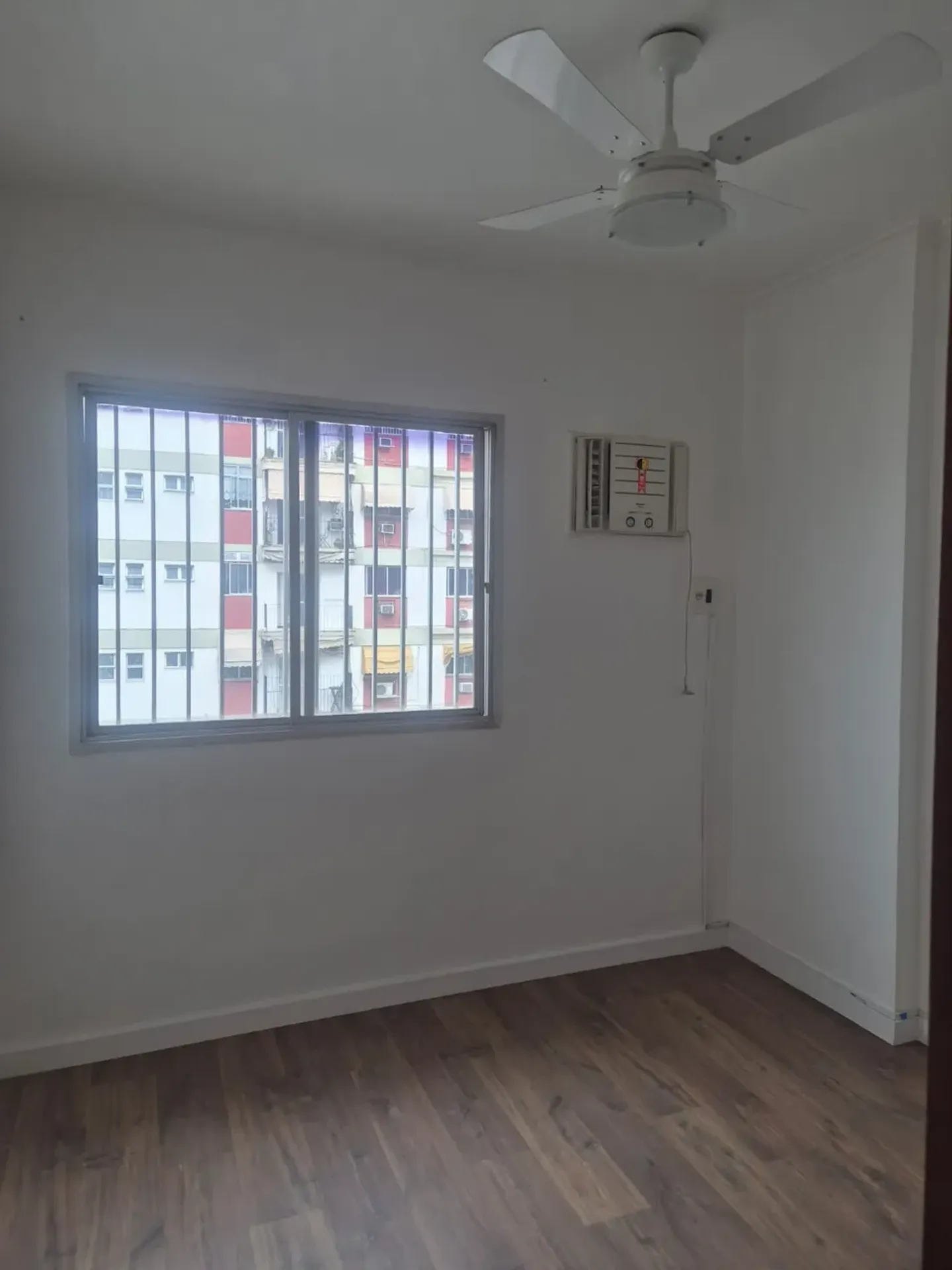 Departamento en piso 9 con piso de madera o laminado — photo 6