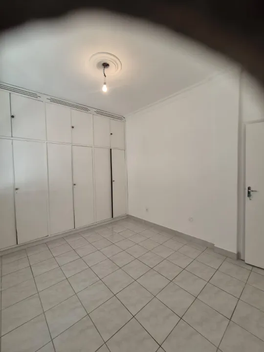 80 m² apartment with 3 bedrooms, 2 bathrooms — photo 8