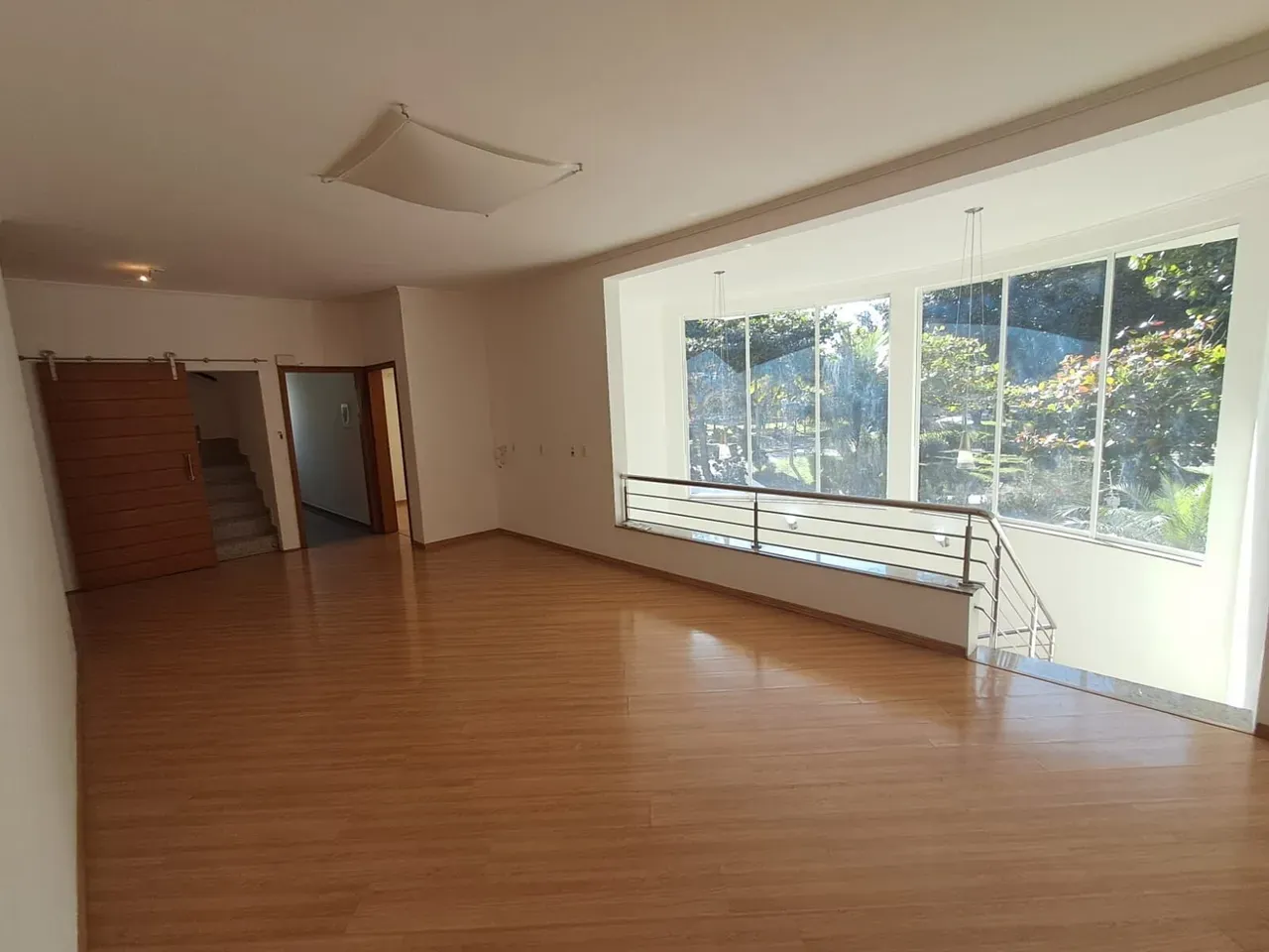 House for rent with 1,500 m², 4 bedrooms and 5 baths — photo 8
