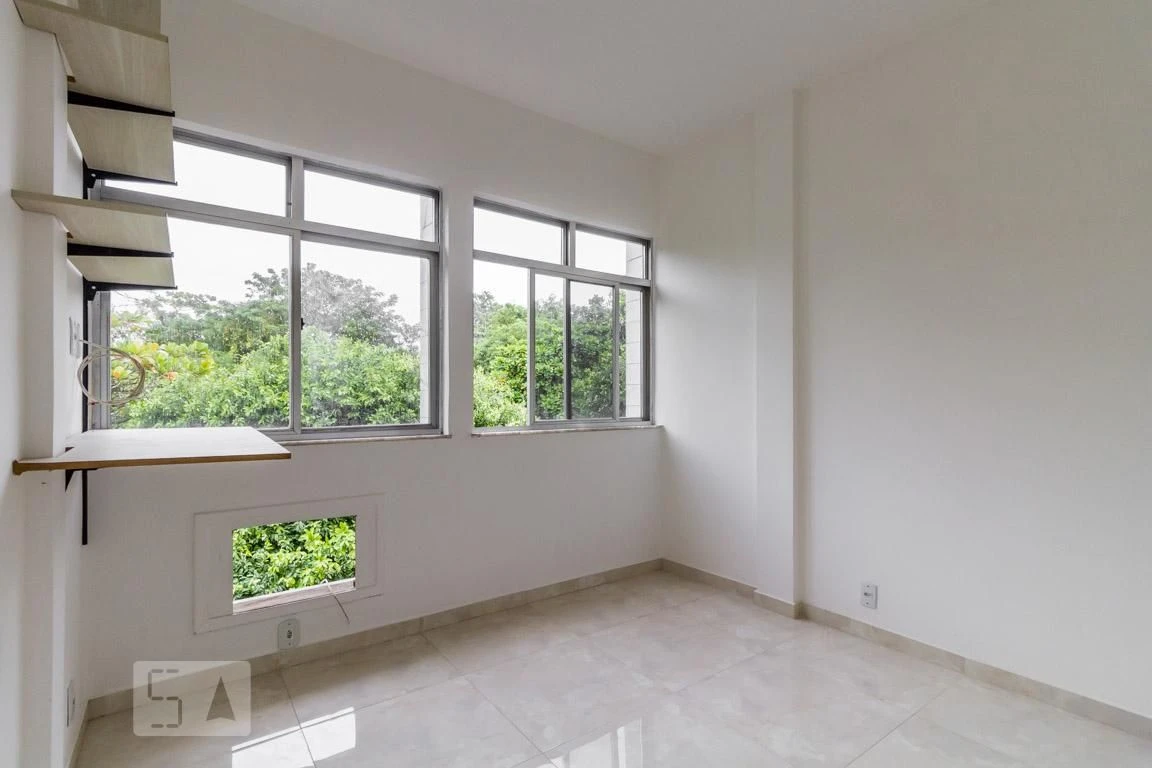 2-bedroom rental apartment with 1 bathroom and parking — photo 5