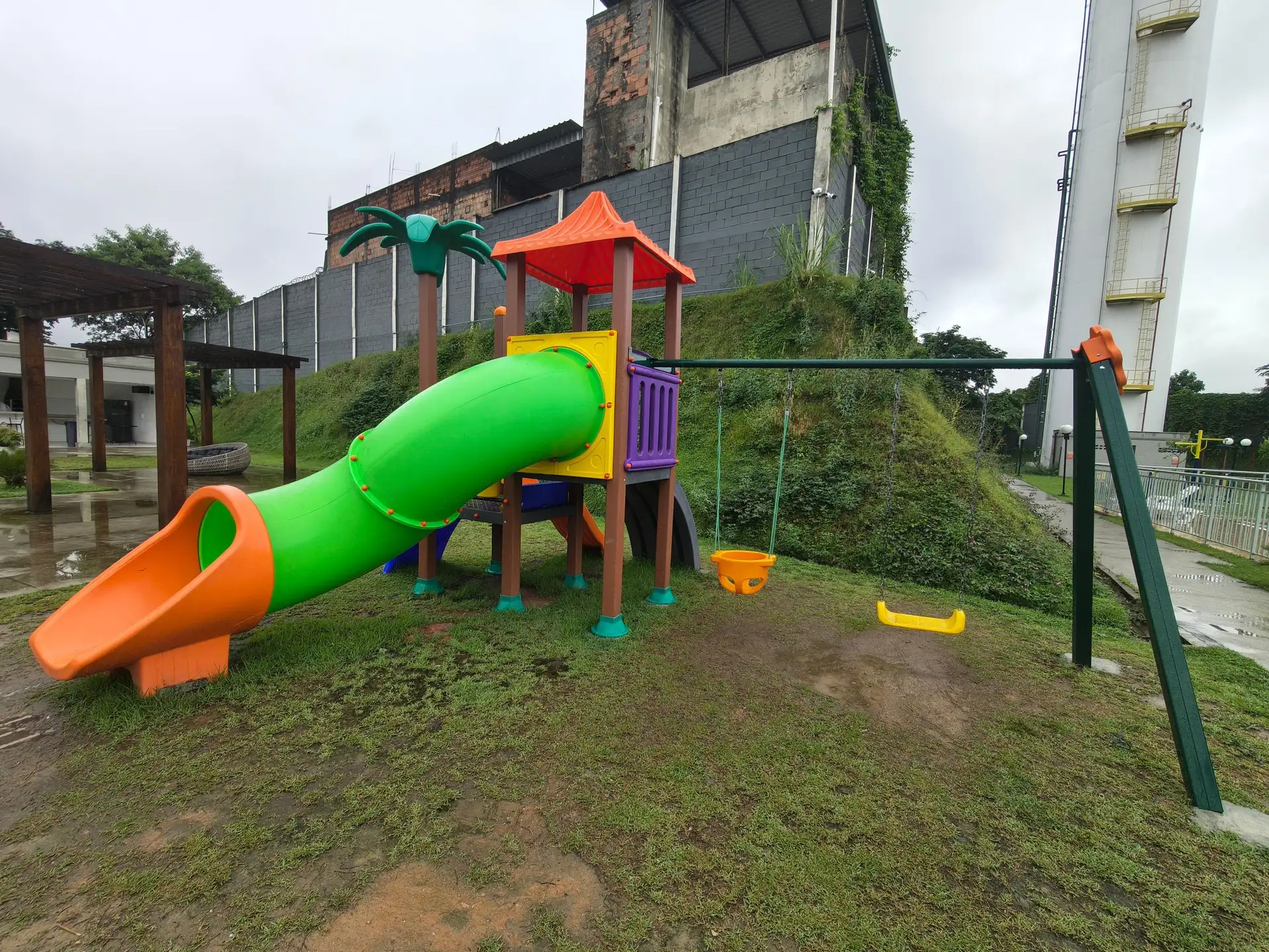 Пральна машина та 2 спальні: квартира 50 м² — photo 5