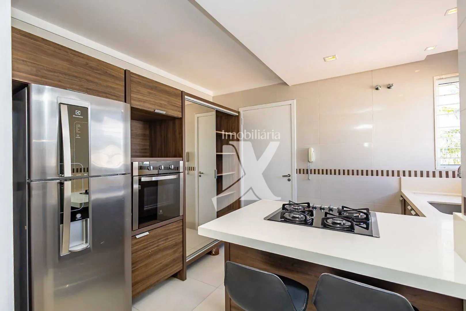 3-bedroom house with a home office