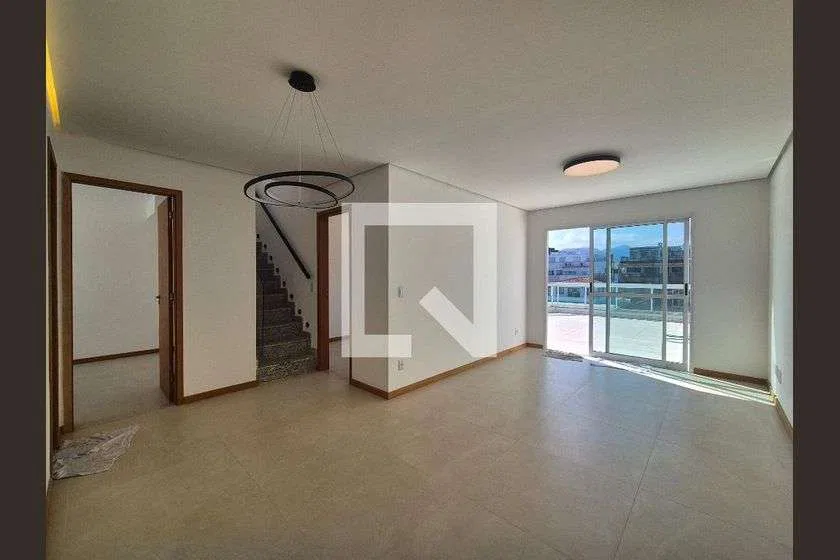 2-bedroom apartment, 1 with its own bathroom, 190 m²