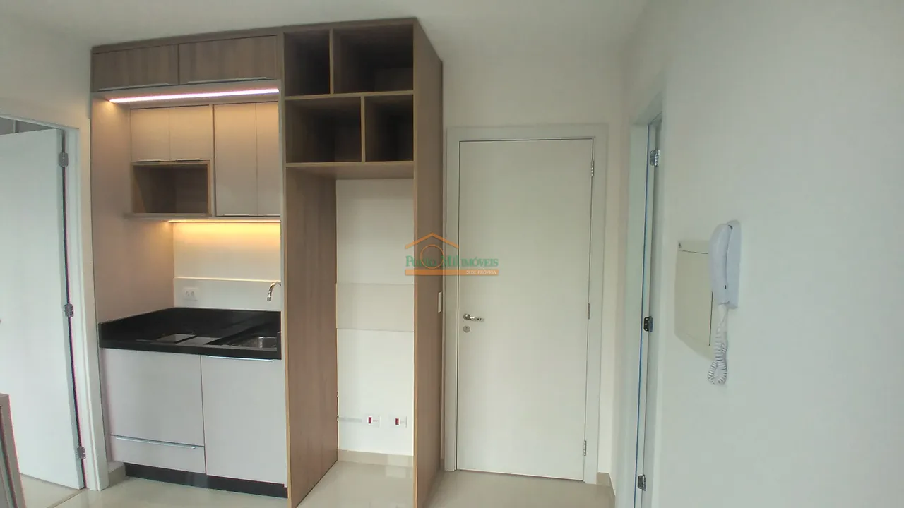 1-bedroom apartment with a fitted compact kitchenette — photo 13