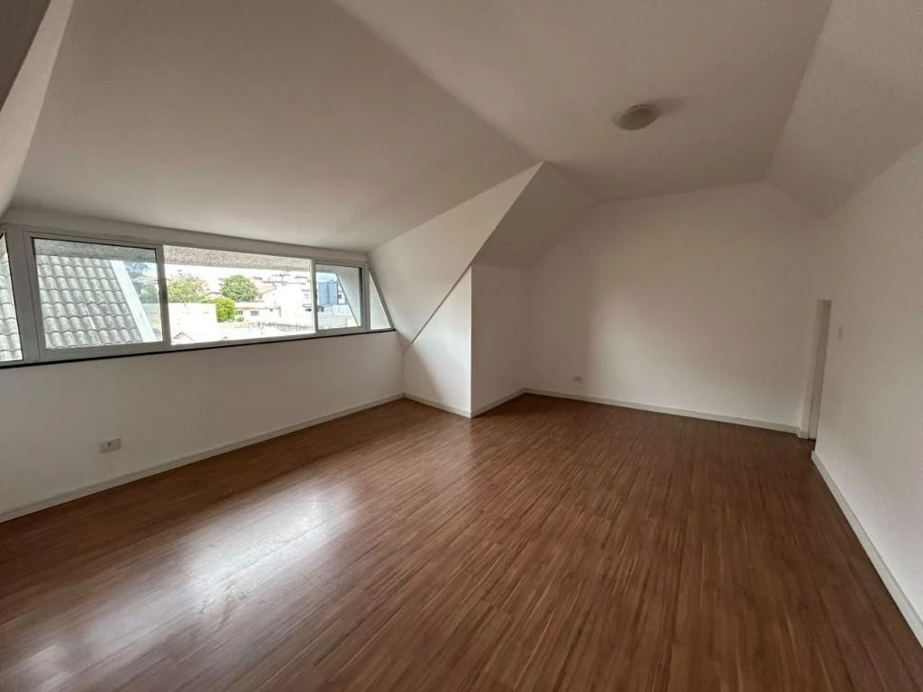 3-bedroom house, 1 with its own bathroom, 150 m², Curitiba — photo 28
