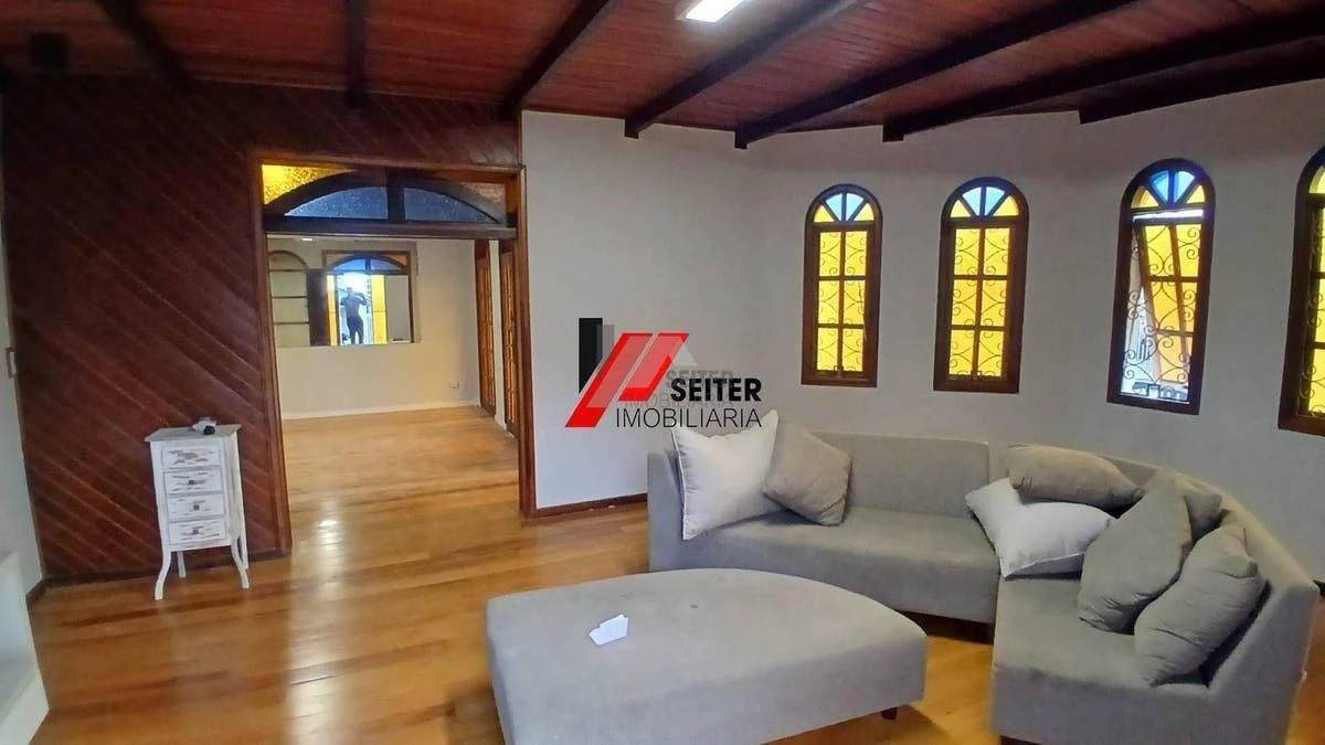 4-bedroom house with a home office in Florianópolis — photo 4