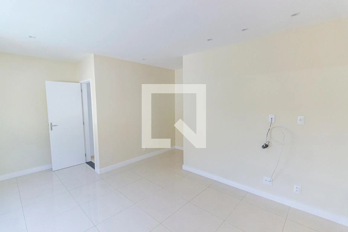 420 m² house with a jacuzzi and a private pool — photo 74
