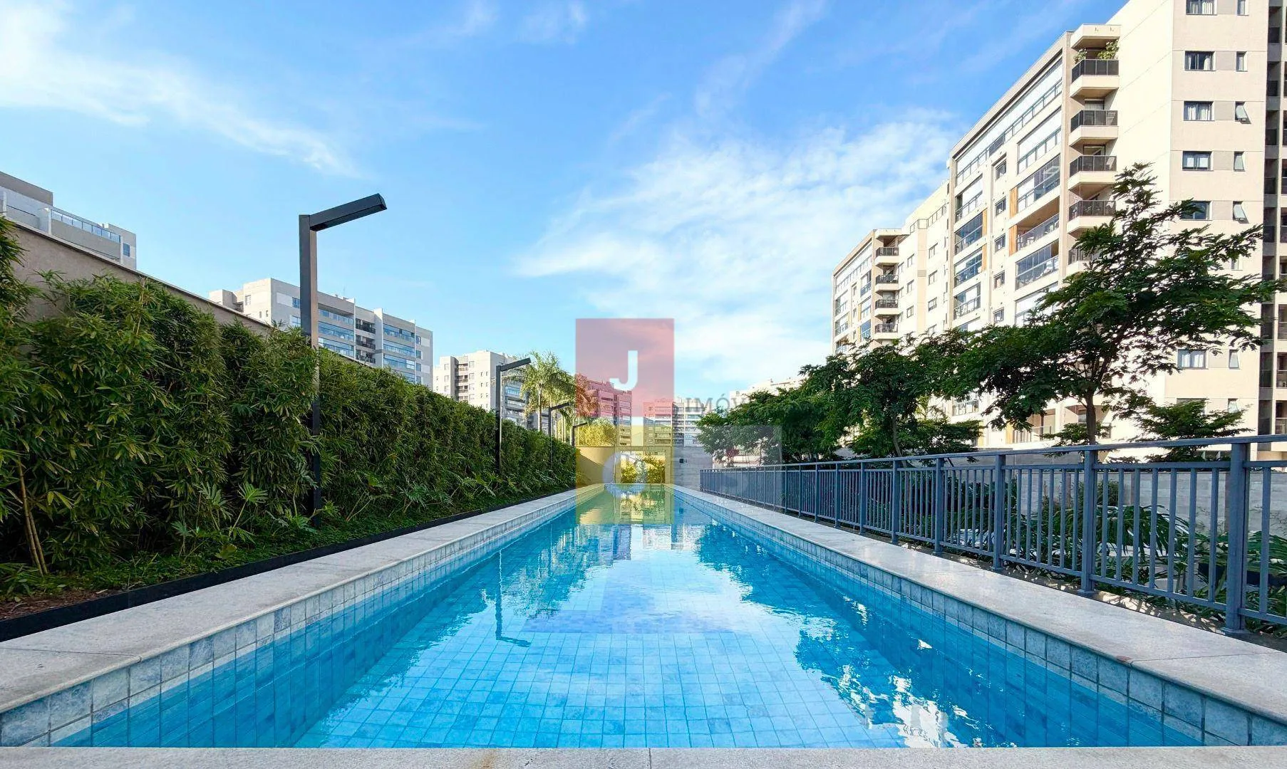 80 m² apartment with 2 bedrooms and a glass balcony — photo 107