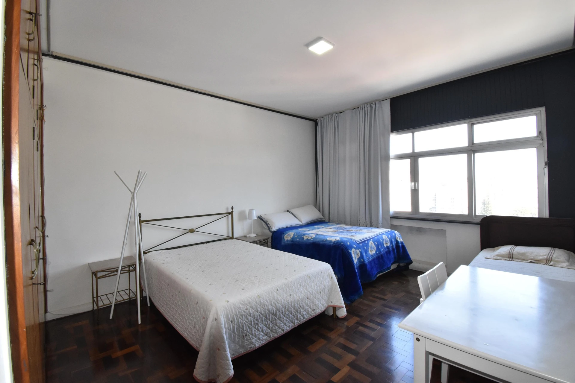 Bañera y 3 dormitorios: departamento de 219 m² — photo 15