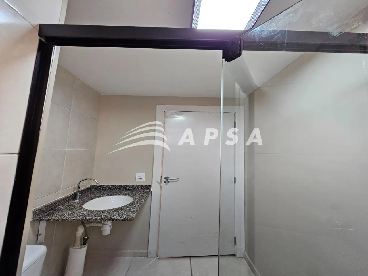 Unfurnished rental apartment with 1 bedroom and 1 bath — photo 6