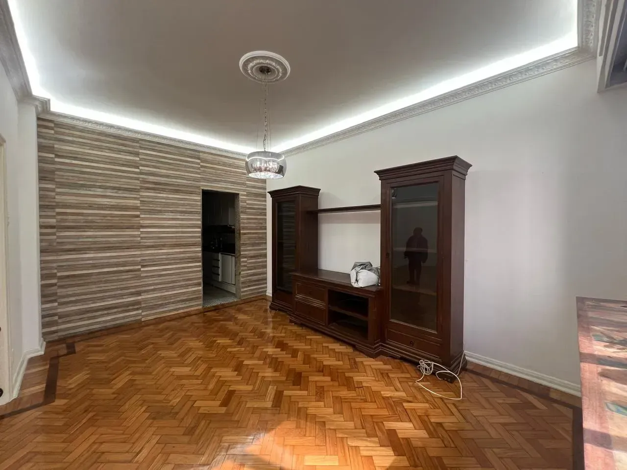 Apartamento sem mobília com 3 quartos e fogão a gás — photo 5