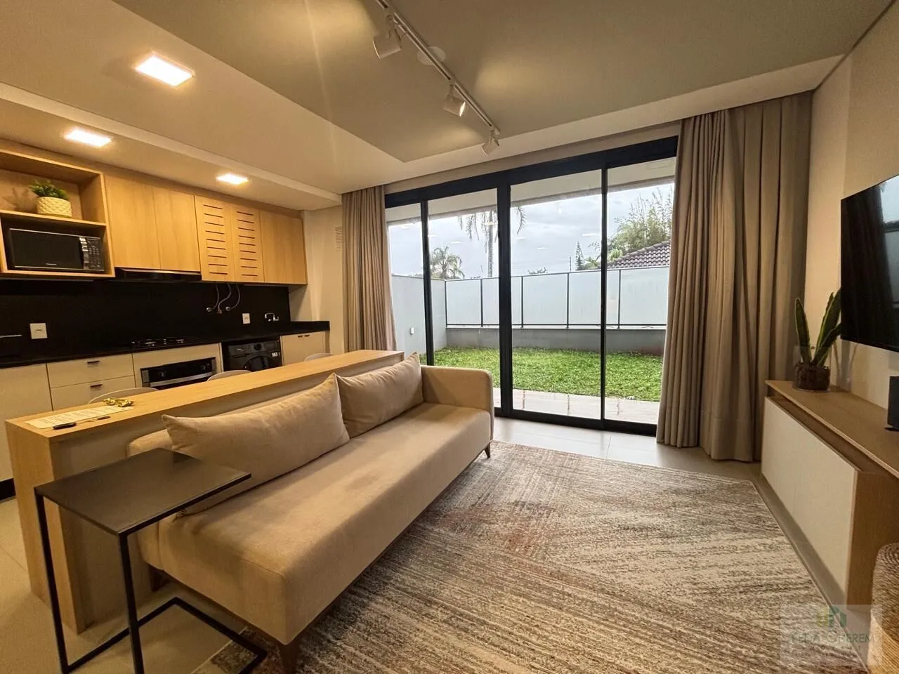 Furnished studio, 55 m², with a water view