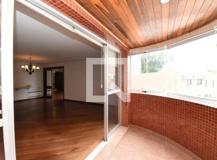 4-bedroom apartment 261 m² with 2 en-suite baths — photo 8