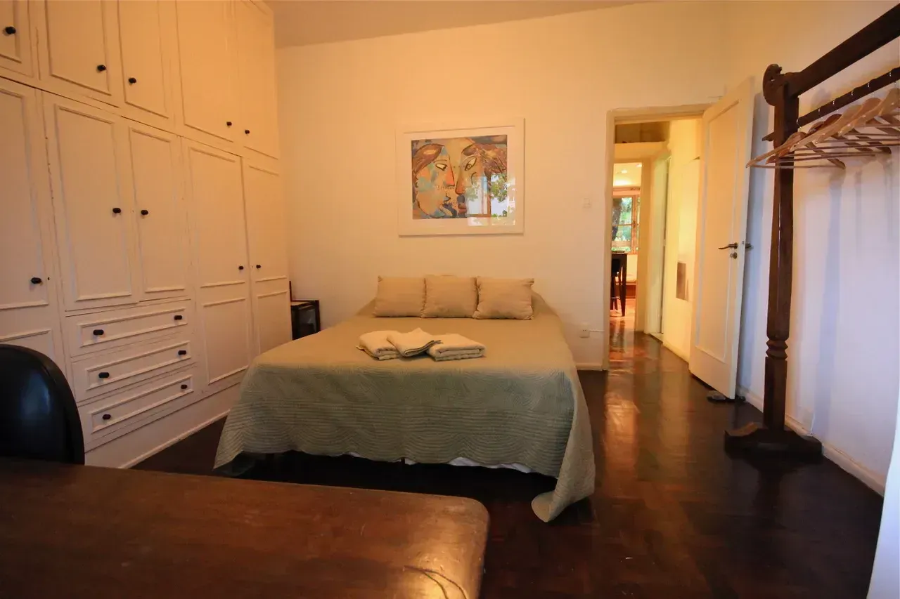 Furnished 2-bedroom apartment with 2 bathrooms — photo 5
