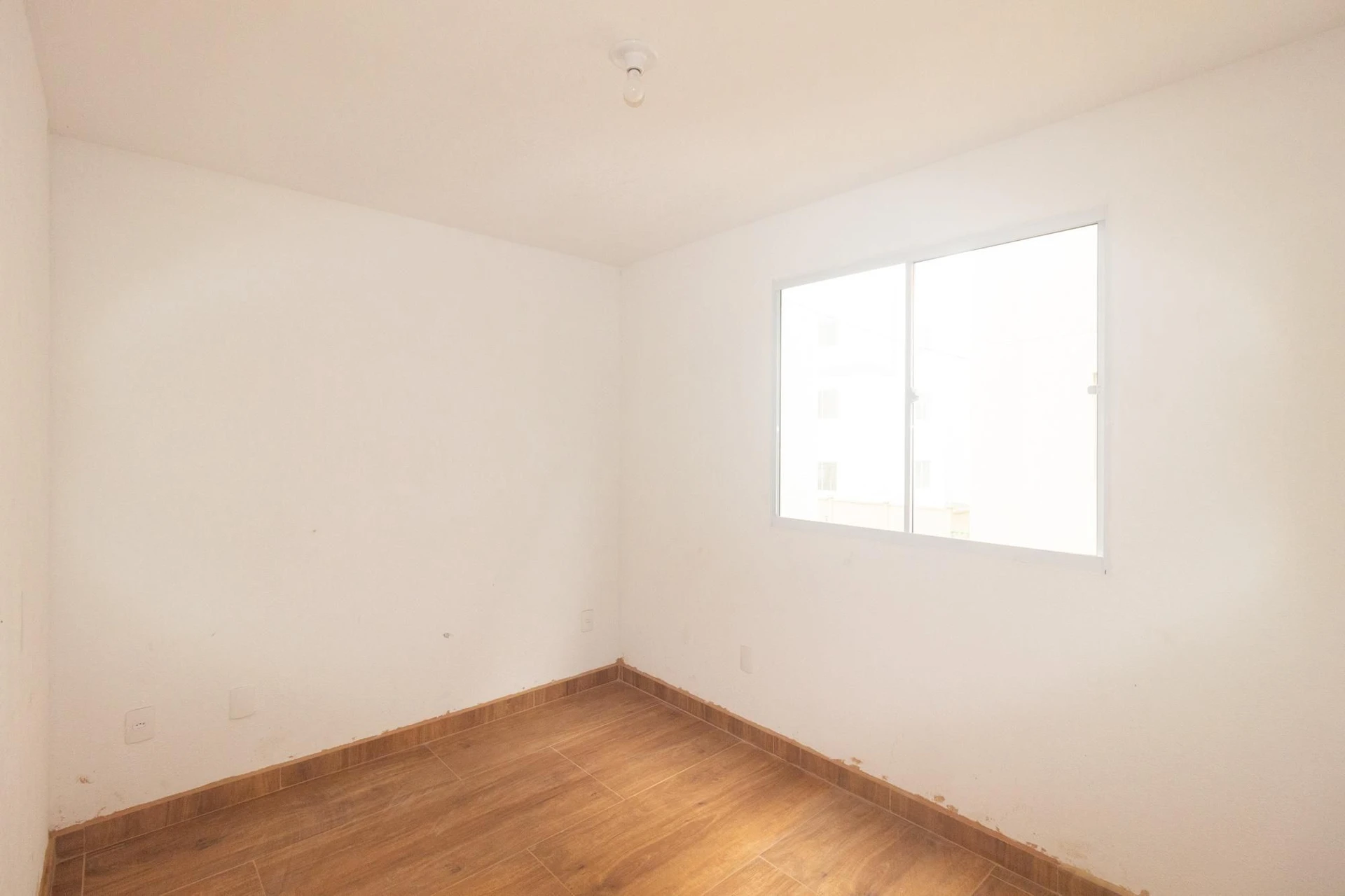 Rental apartment with 2 bedrooms and 1 parking spot — photo 27