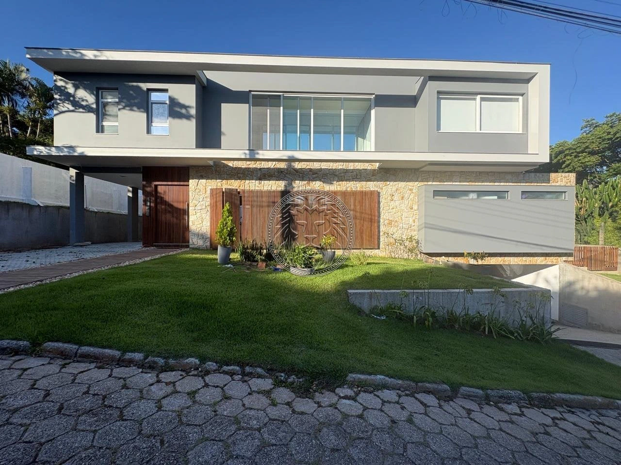 Casa com 4 suítes e 3 vagas, condomínio fechado — photo 3