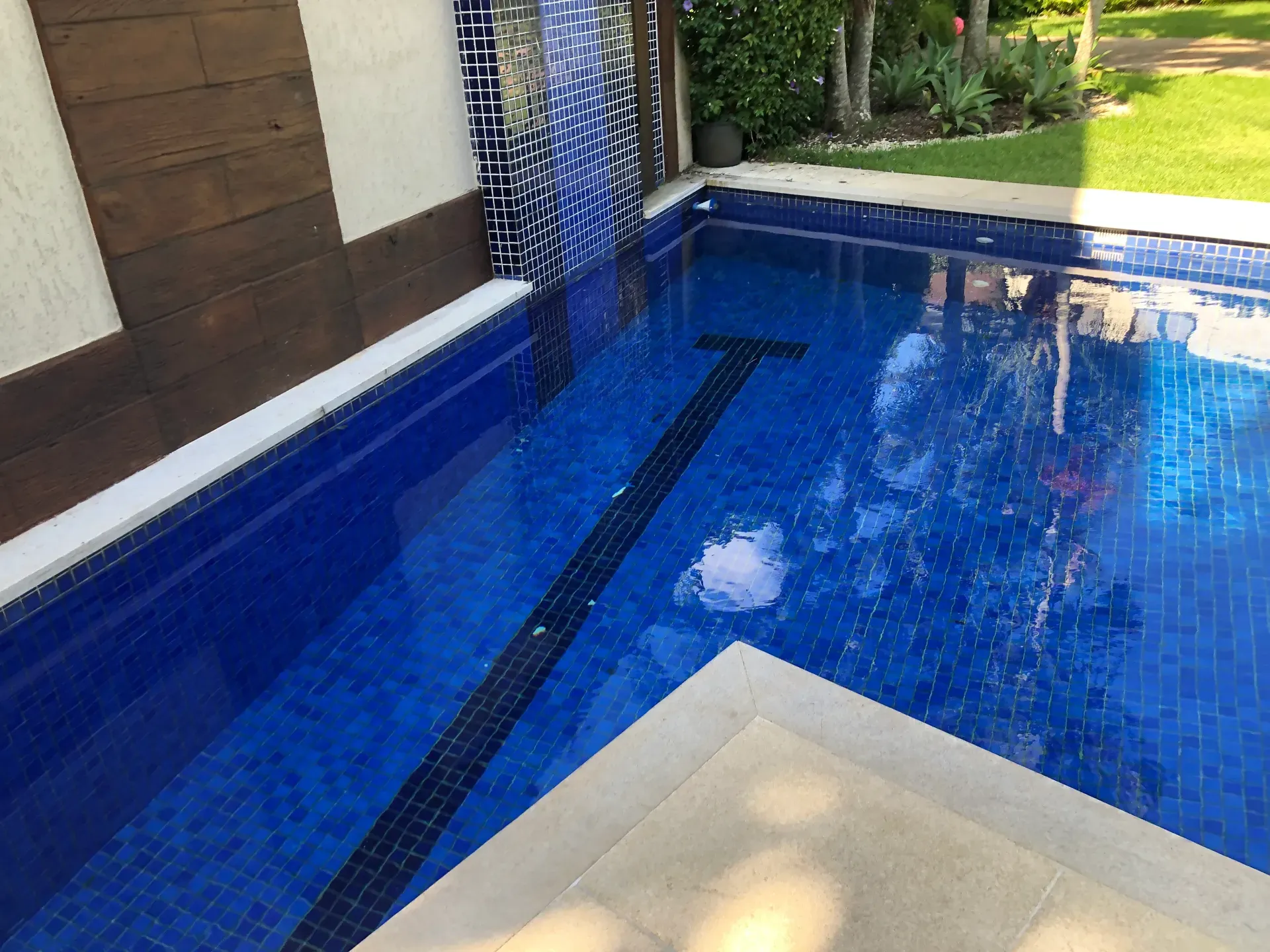 Condominium house with 4 bedrooms and 5 bathrooms — photo 32