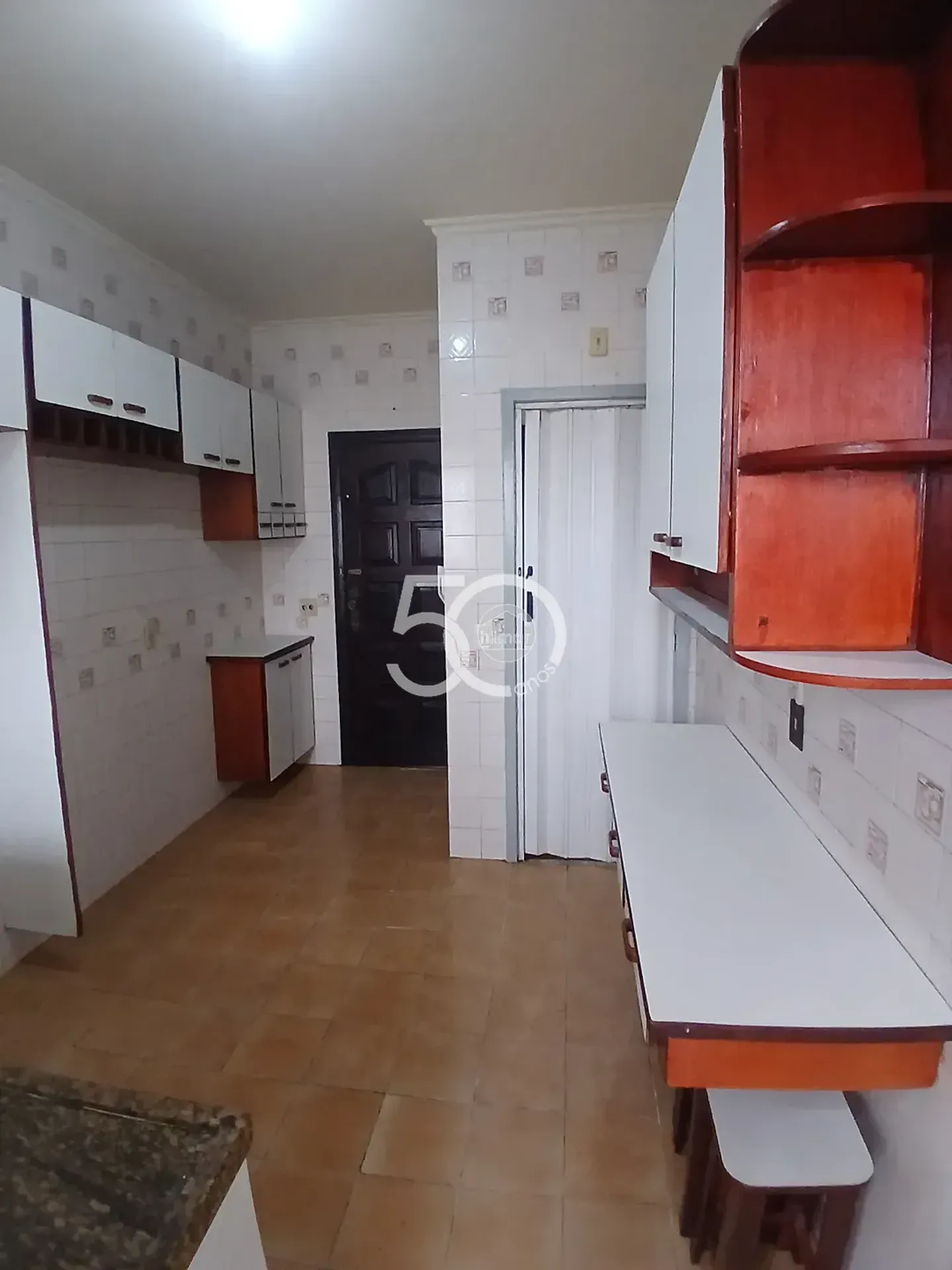 Apartamento sem mobília com 2 quartos e varanda — photo 27