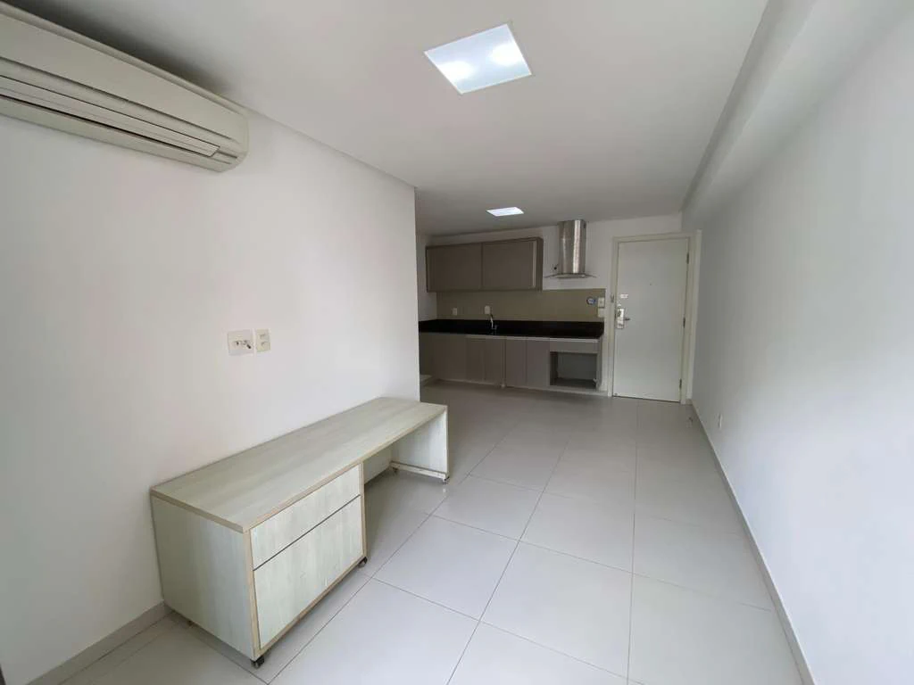 2-bedroom apartment with enclosed balcony and BBQ — photo 2