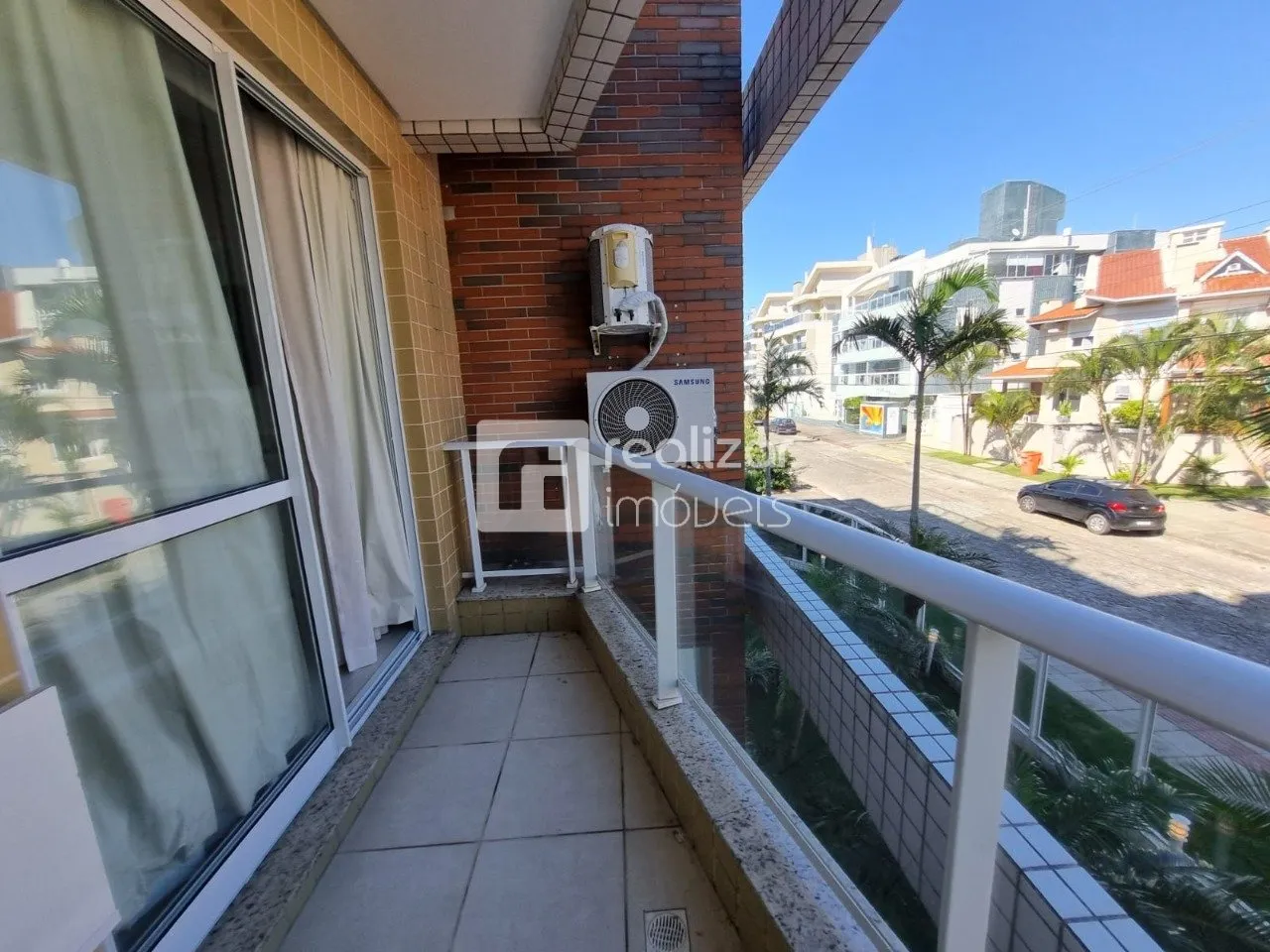 2-bedroom apartment with a water view in Florianópolis — photo 19
