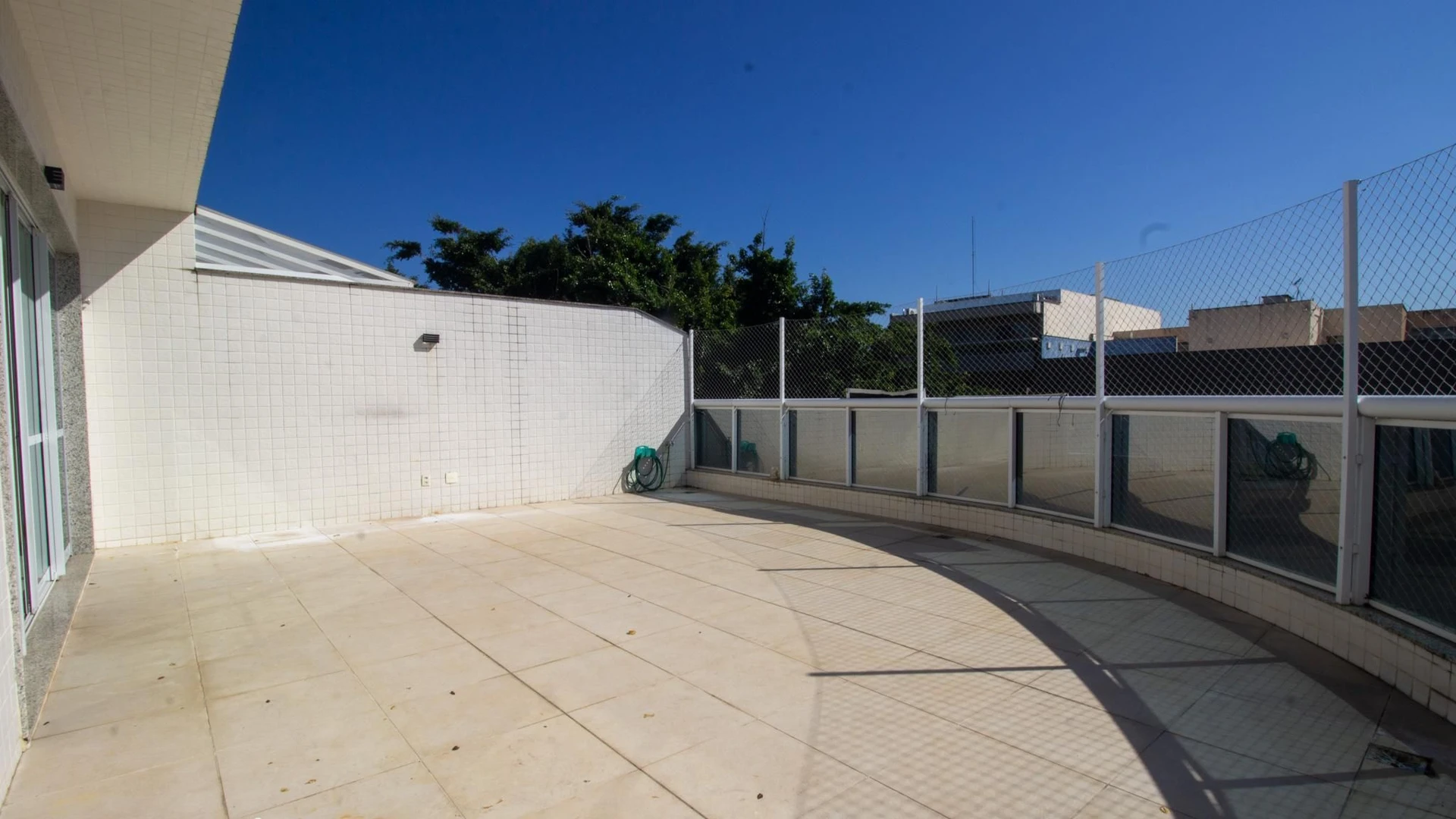 Apartamento com 3 suítes e 4 banheiros com varanda — photo 14