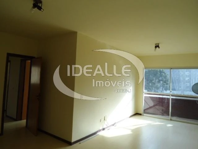 3-bedroom apartment with balcony and 137 m² — photo 3