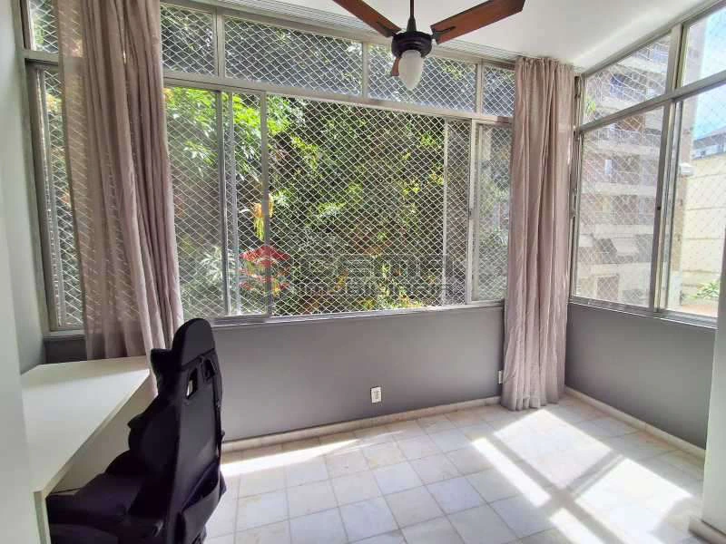2-bedroom apartment with balcony and in-home laundry — photo 13